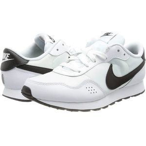 Nike MD valiant sneakers (big kid)